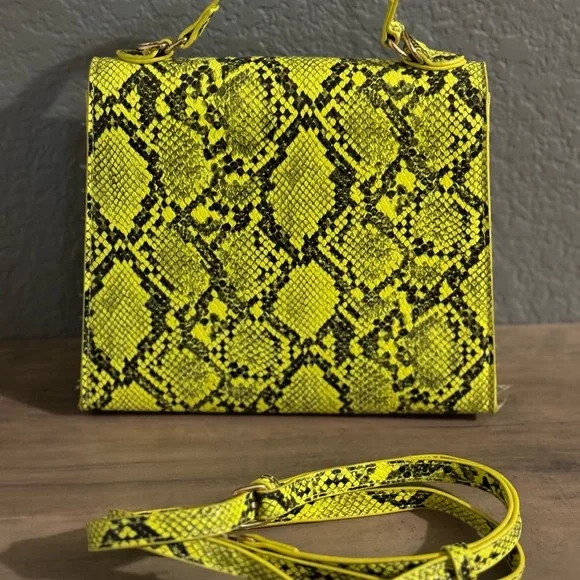 Purse - Picture 6 of 6